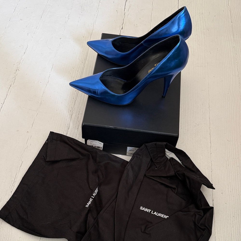 Saint Laurent Kiki 100 Metallic Blue Pointed Toe Stiletto Pumps - Size 39.5